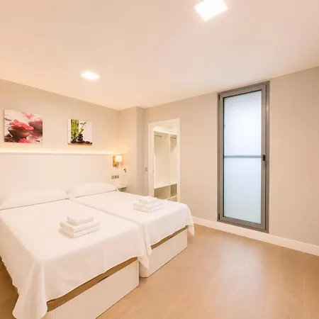 Lc Luxury Terrace & Private Parking Apartment